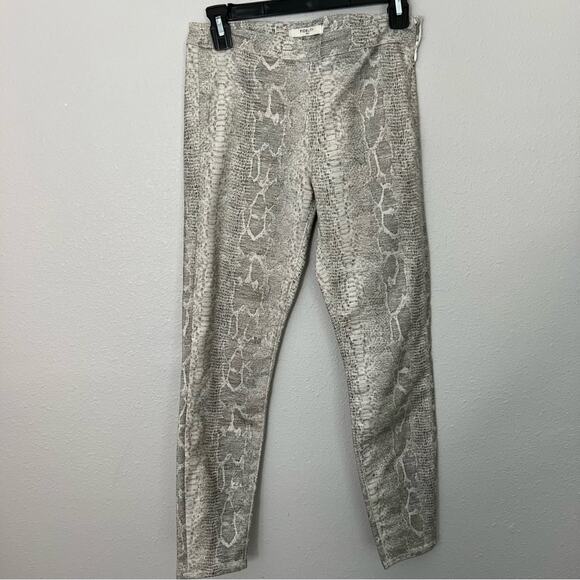 Fidelity Denim Classic Snakeskin Cream Black Joey Skinny Pants Women's size 26 - Picture 1 of 6